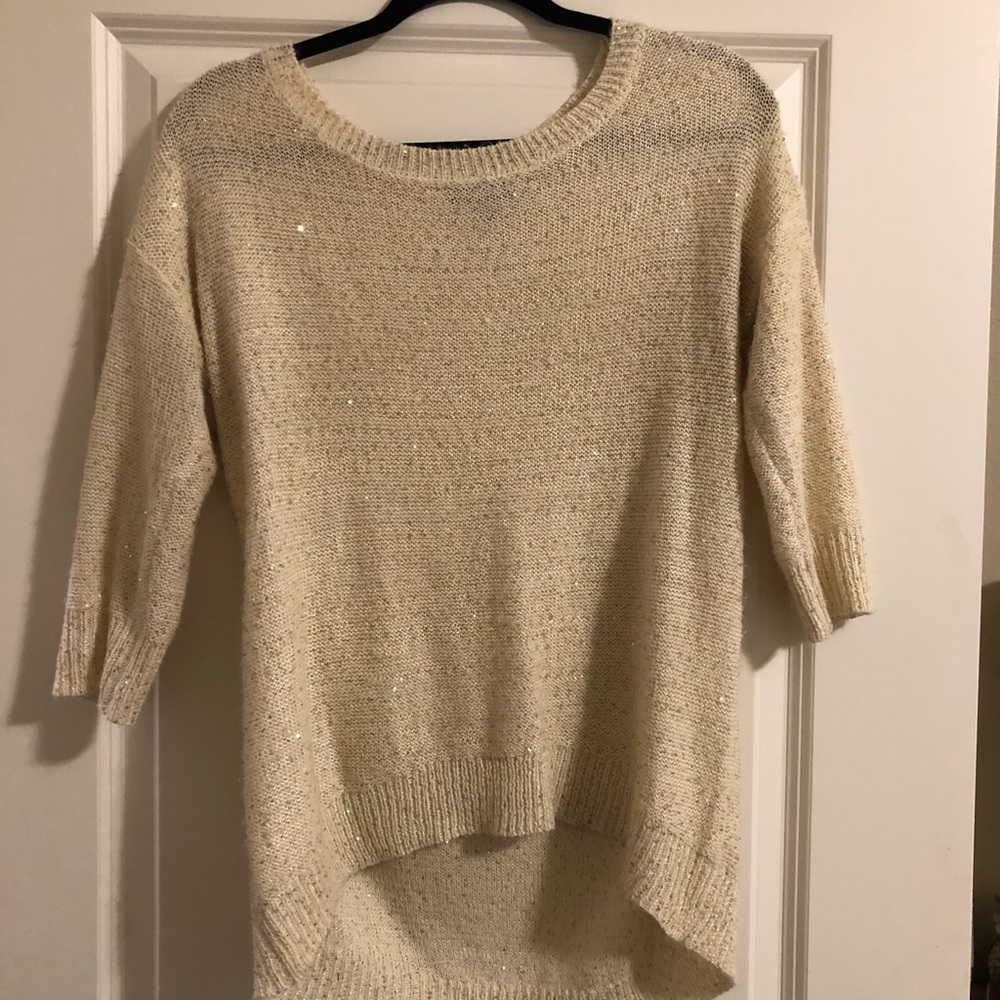 Lightweight sweater